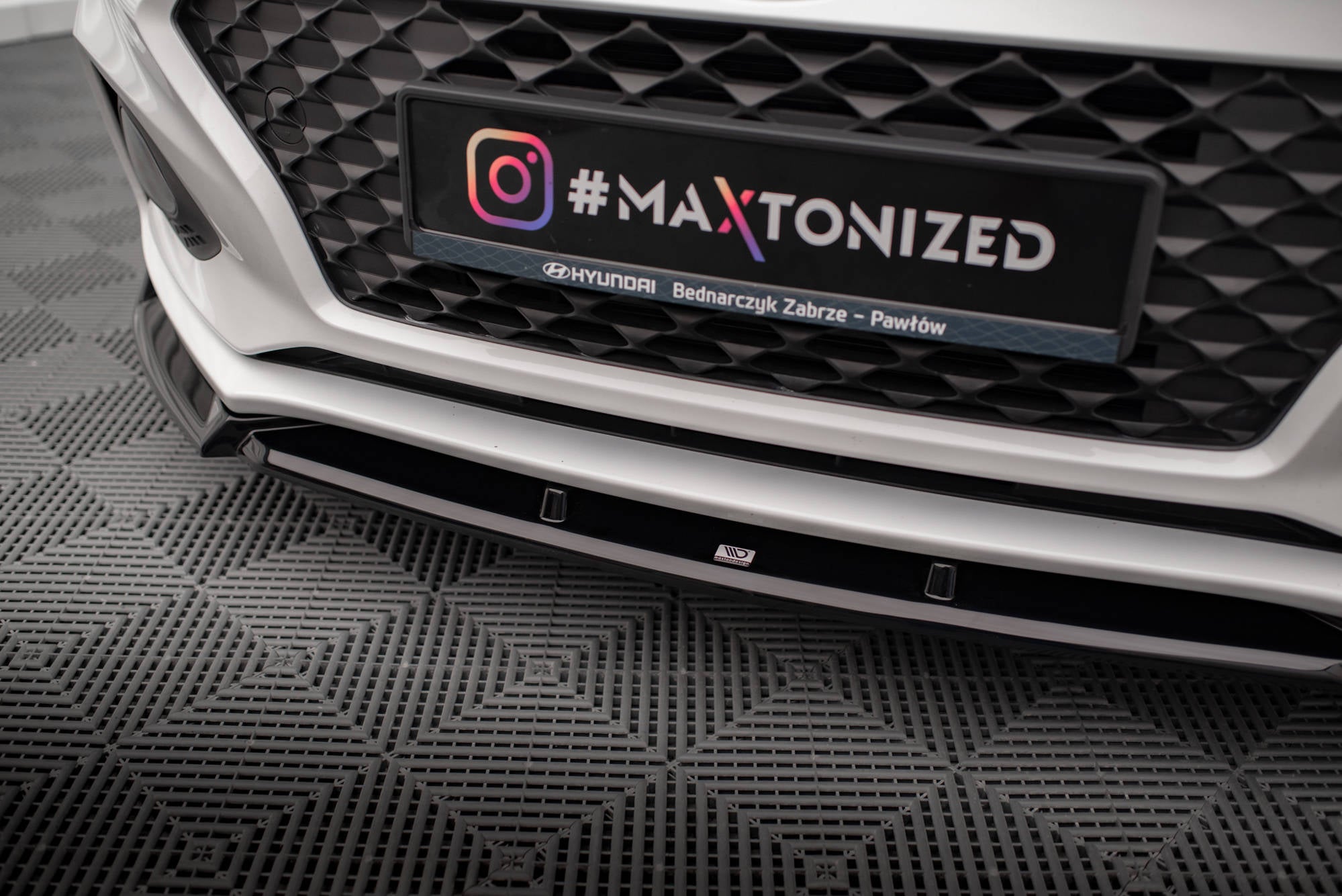 Maxton Design Street+ Spoilerlippe Front Ansatz V.2 passend für Hyundai I20 Mk2 Facelift schwarz Hochglanz