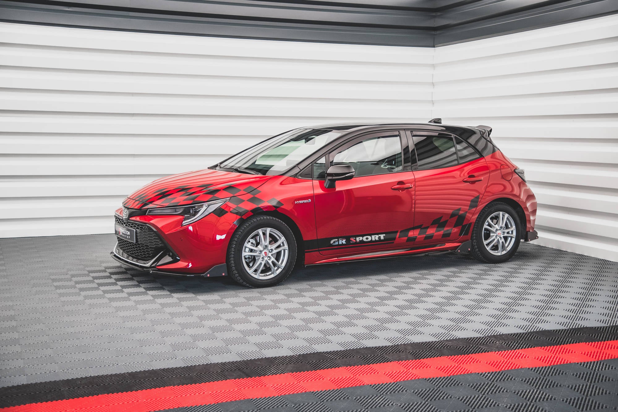 Maxton Design Street+ Seitenschweller Leisten passend für V.1 + Flaps Toyota Corolla GR Sport Hatchback XII