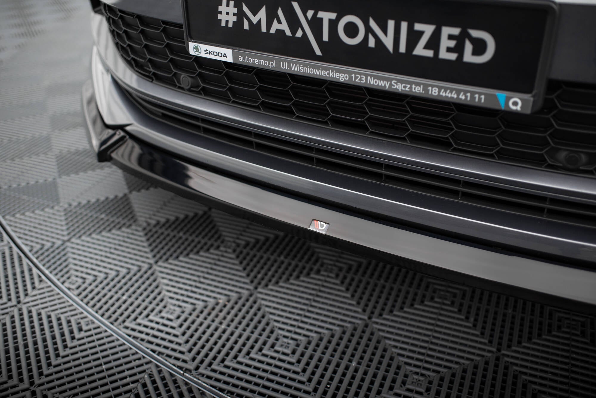 Maxton Design Street+ Spoilerlippe Front Ansatz V.1 passend für Skoda Kodiaq Sportline Mk1 Facelift schwarz Hochglanz