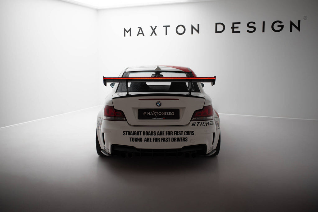 Maxton Design Carbon Spoiler With Internal Brackets Uprights V.1 + LED BMW 1er M E82 für BMW M1 E82