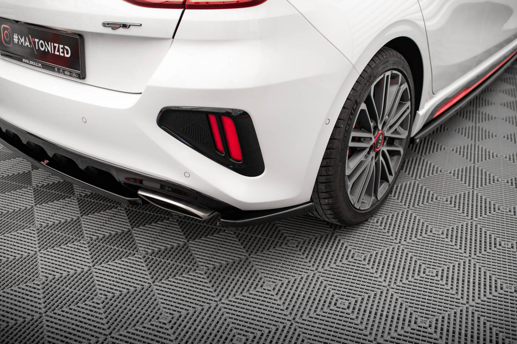 Maxton Design Heck Ansatz Flaps Diffusor passend für Kia Ceed GT Mk3 schwarz Hochglanz