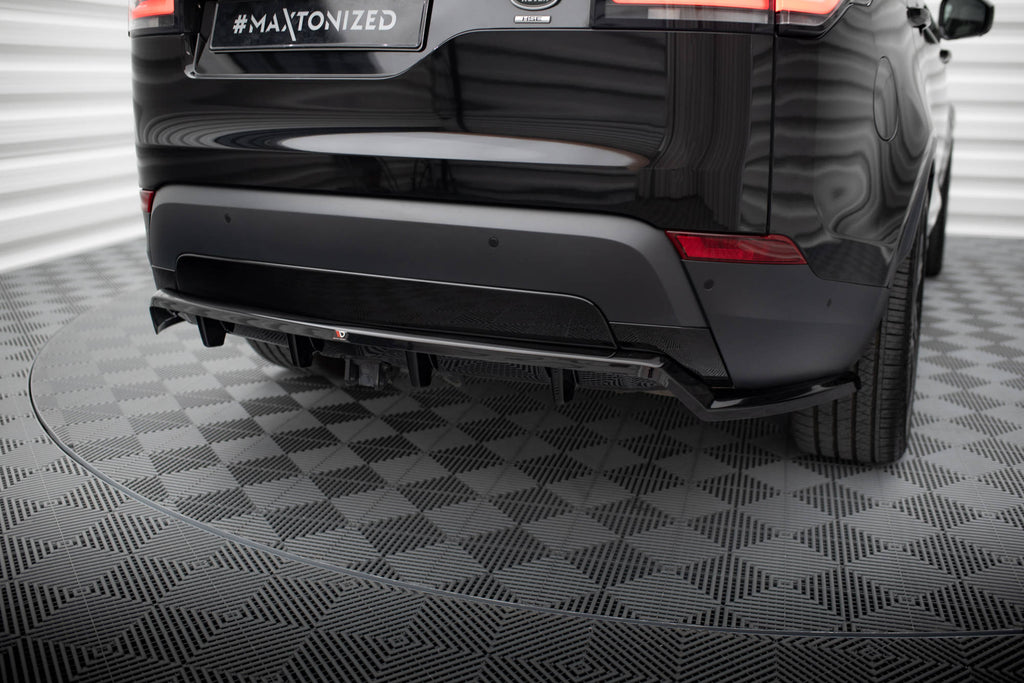 Maxton Design Street+ Mittlerer Diffusor RACE passend für Land Rover Discovery HSE Mk5 schwarz Hochglanz