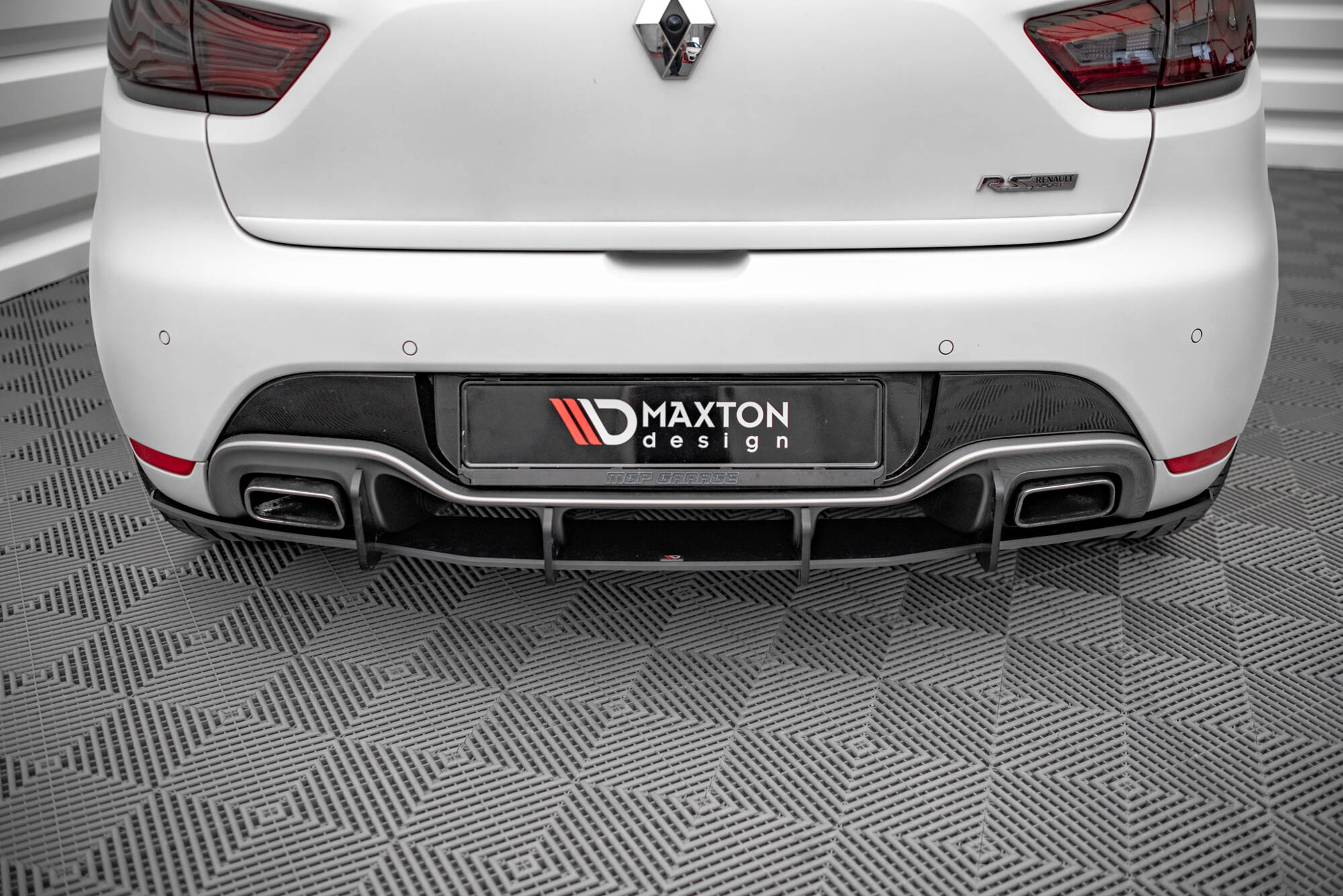 Maxton Design Street Pro Heckschürze passend für Renault Clio RS Mk4