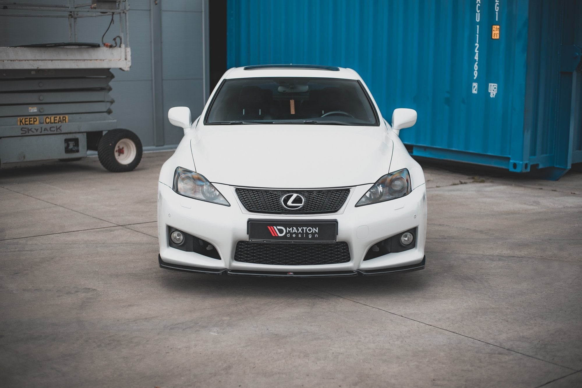Maxton Design Street+ Spoilerlippe Front Ansatz V.1 passend für Lexus IS F Mk2 schwarz Hochglanz