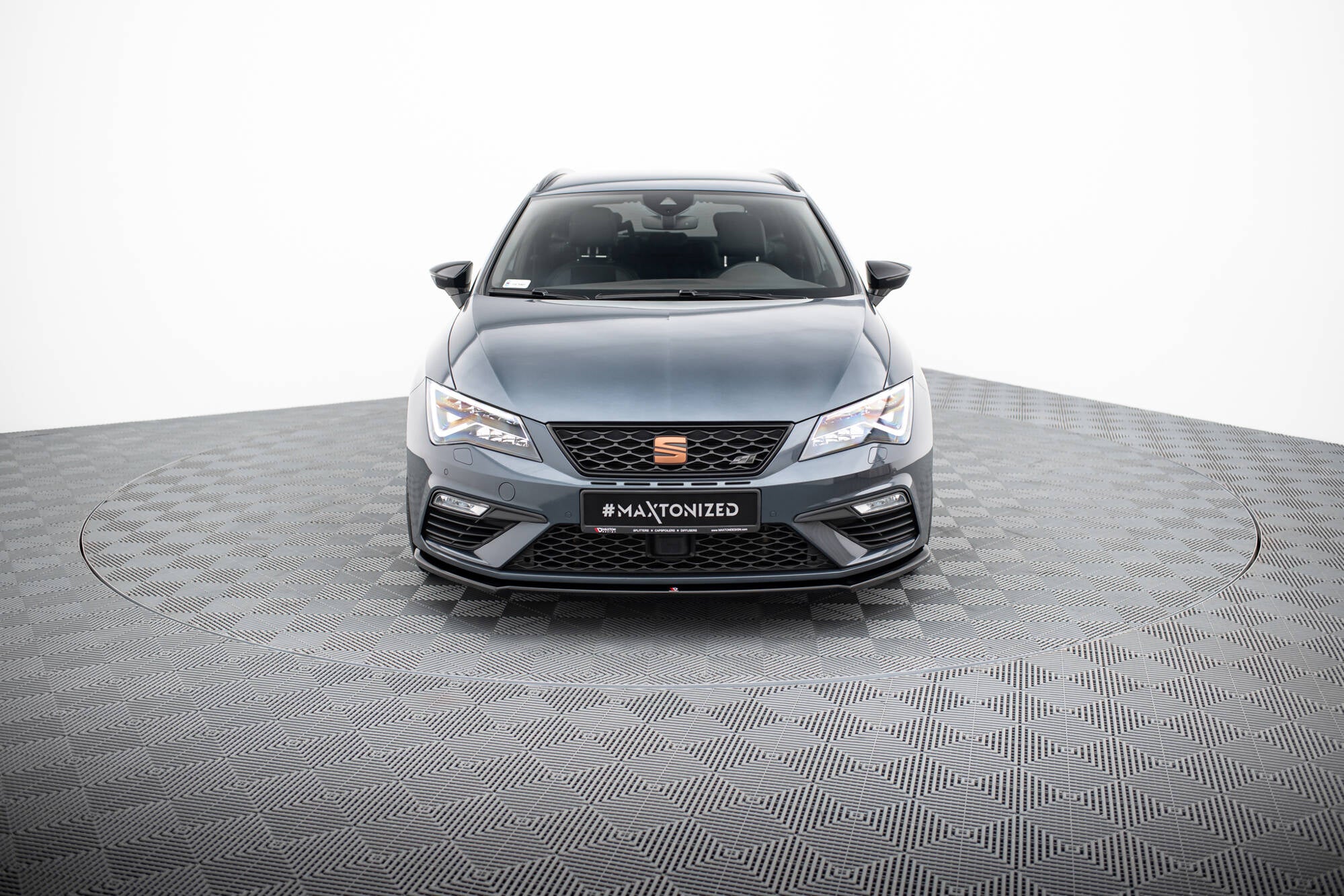 Maxton Design Street+ Spoilerlippe Front Ansatz V.4 passend für Seat Leon Cupra / FR Mk3 FL schwarz Hochglanz