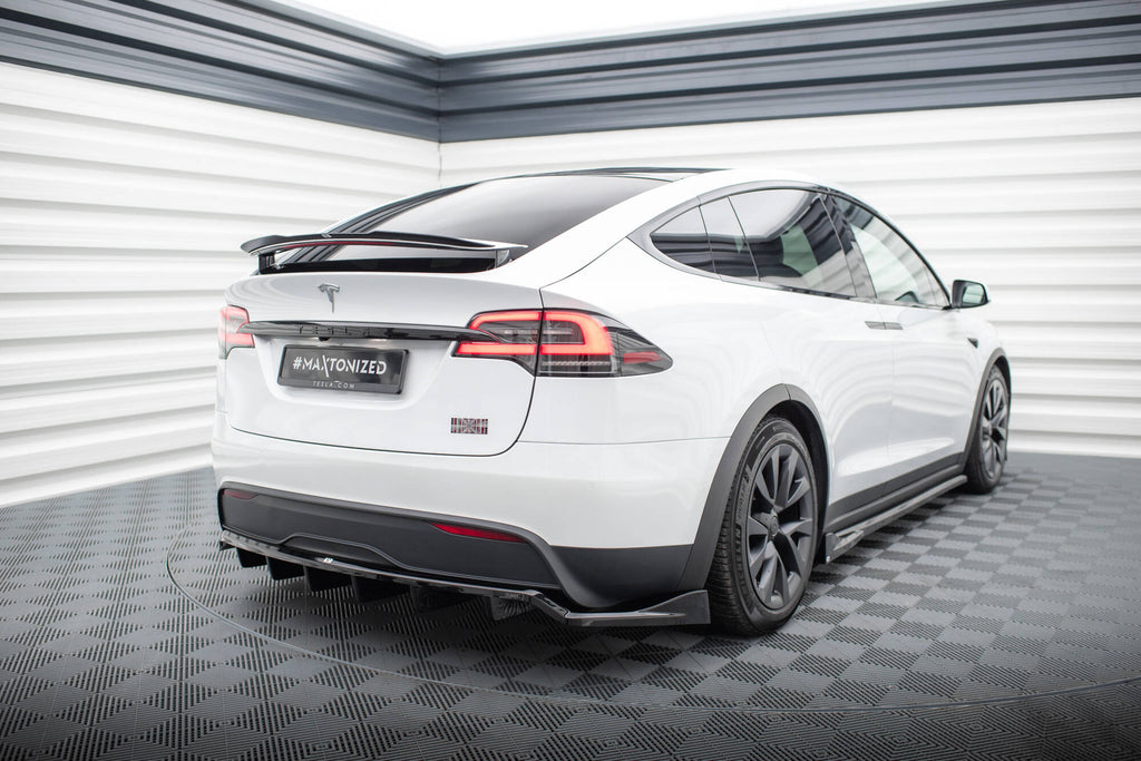 Maxton Design Street+ Mittlerer Diffusor RACE passend für Tesla Model X Mk1 Facelift schwarz Hochglanz