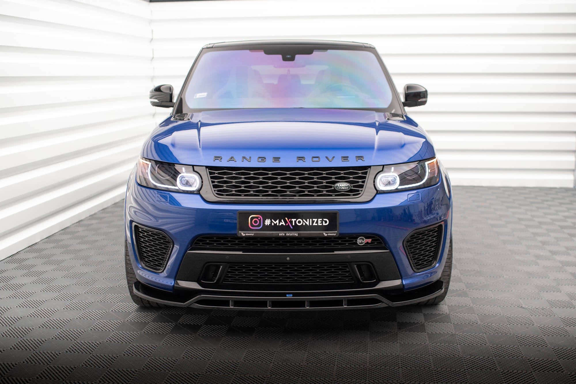 Maxton Design Street+ Spoilerlippe Front Ansatz V.2 passend für Land Rover Range Rover Sport SVR Mk2 schwarz Hochglanz