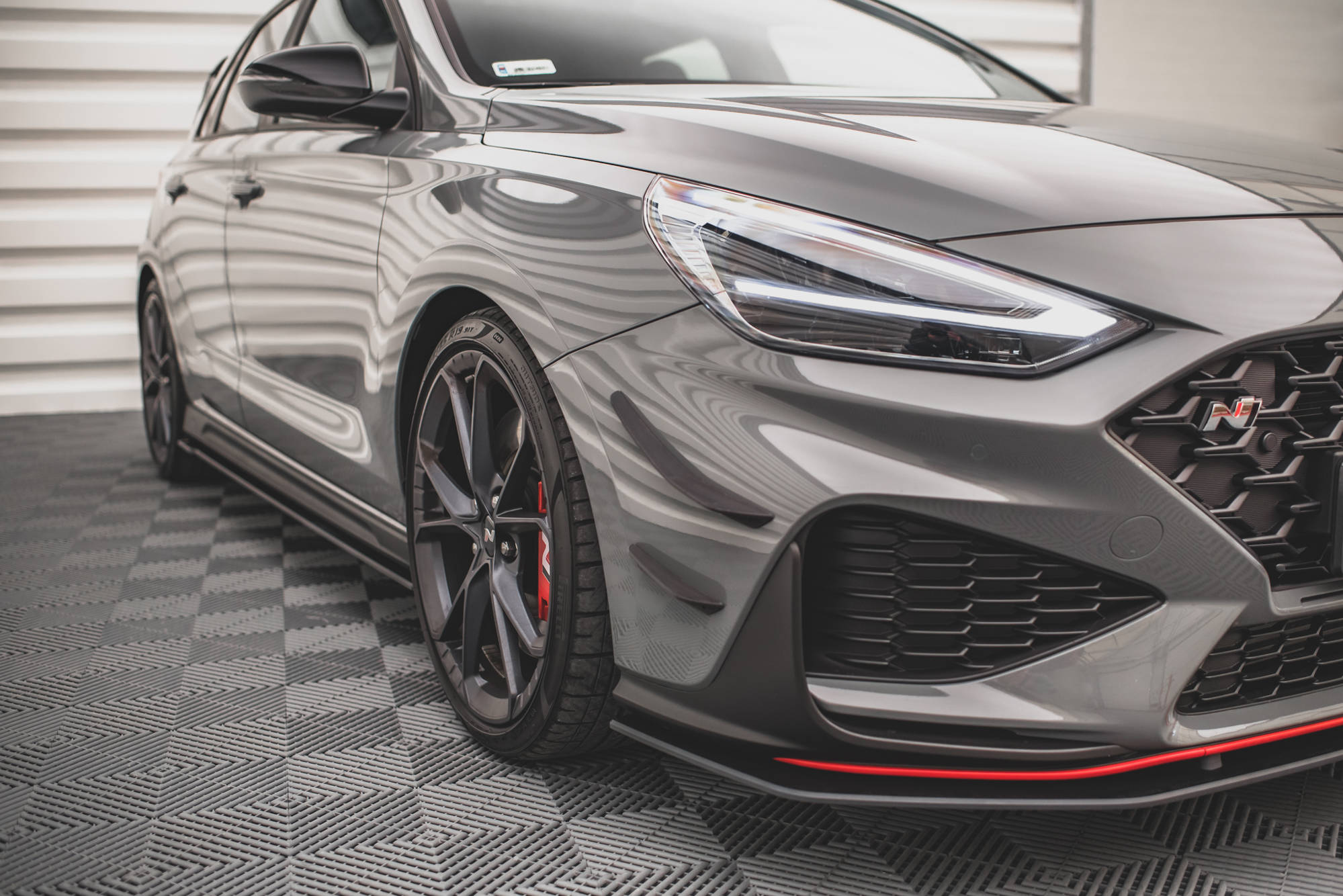 Maxton Design Stoßstangen Flaps Wings vorne Canards passend für Hyundai I30 N / I30 N-Line Hatchback/Fastback Mk3 Facelift