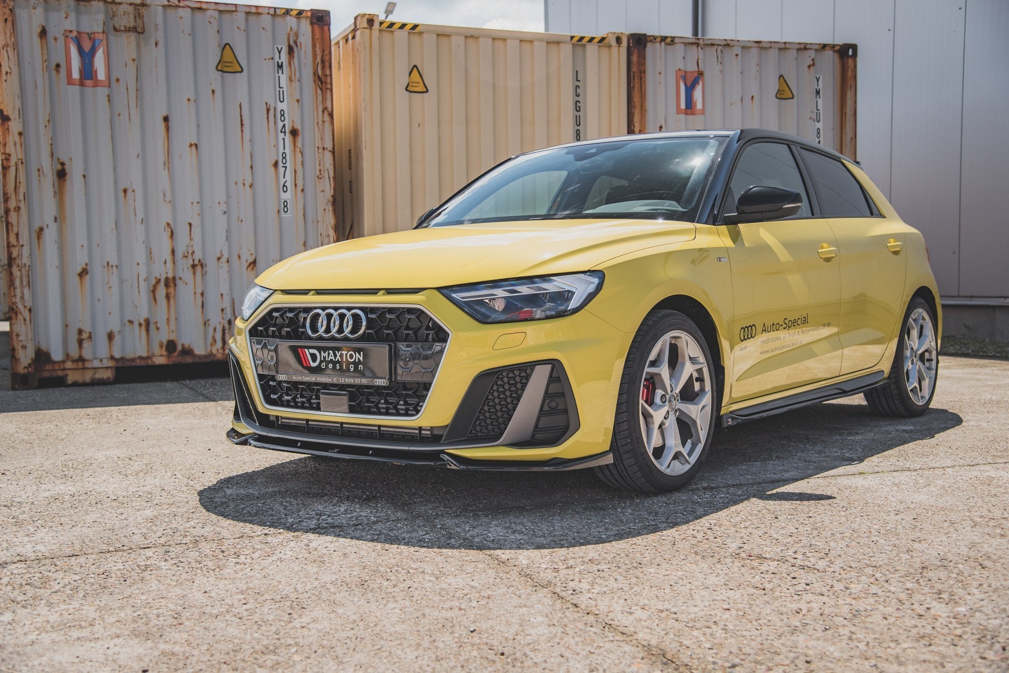 Maxton Design Street+ Spoilerlippe Front Ansatz V.3 passend für Audi A1 S-Line GB schwarz Hochglanz