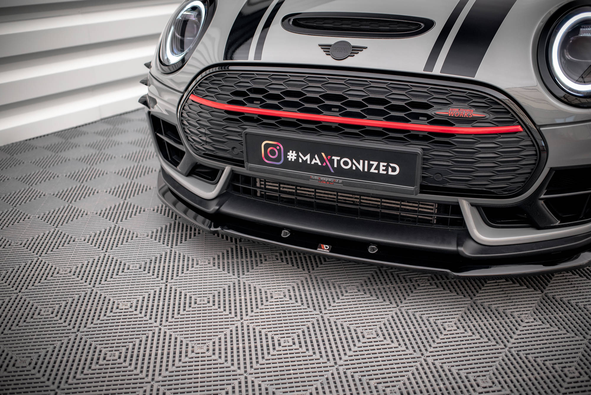 Maxton Design Street+ Spoilerlippe Front Ansatz V.3 passend für Mini Cooper Clubman John Cooper Works F54 Facelift schwarz Hochglanz