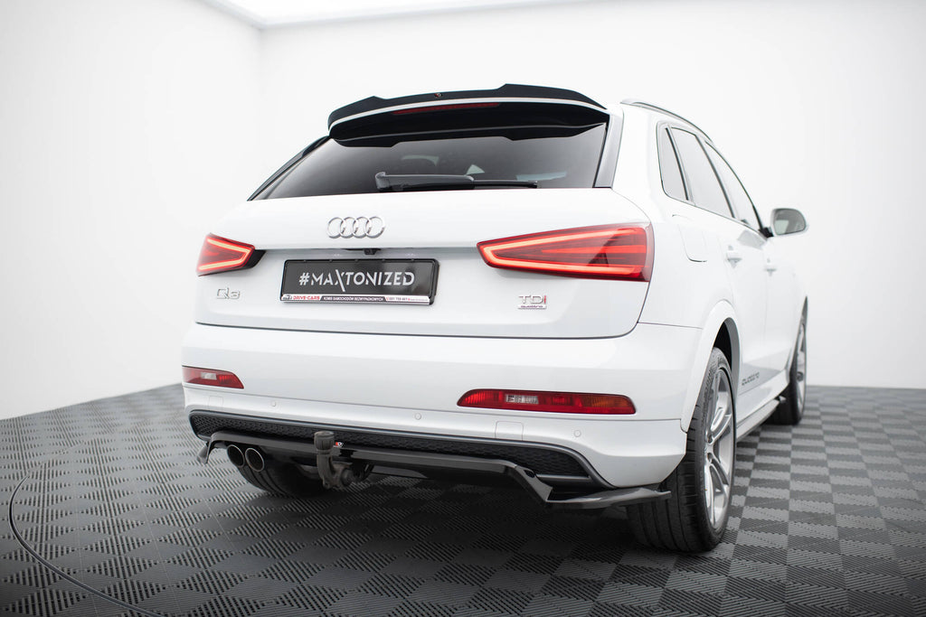 Maxton Design Street+ Mittlerer Diffusor RACE passend für Audi Q3 S-line 8U schwarz Hochglanz