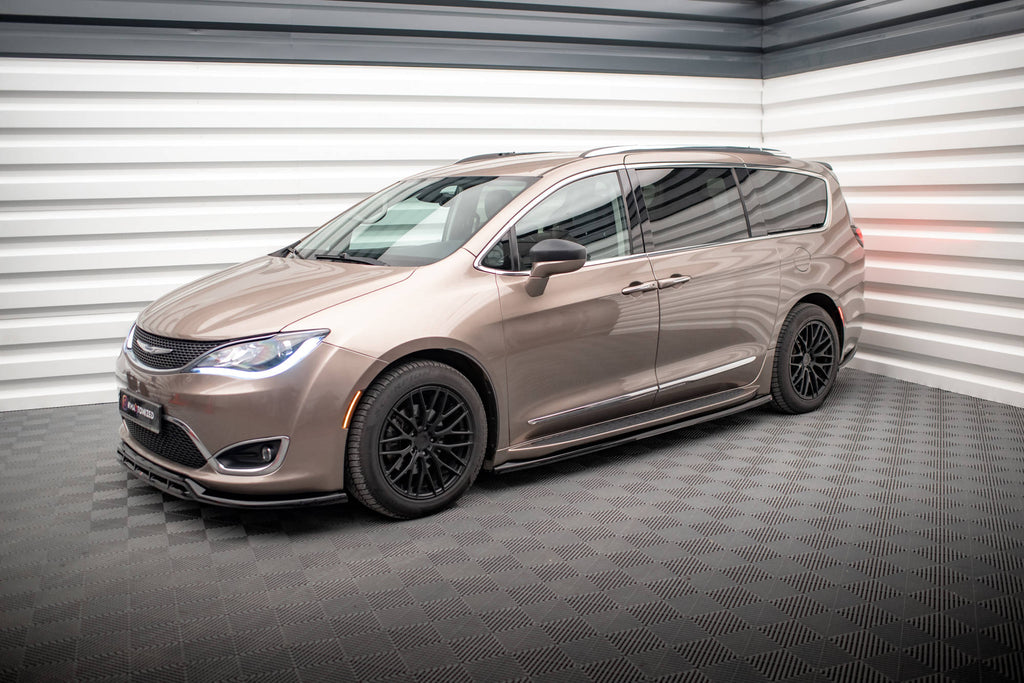 Maxton Design Street+ Seitenschweller Leisten passend für V.1 passend für Chrysler Pacifica Mk2 schwarz Hochglanz