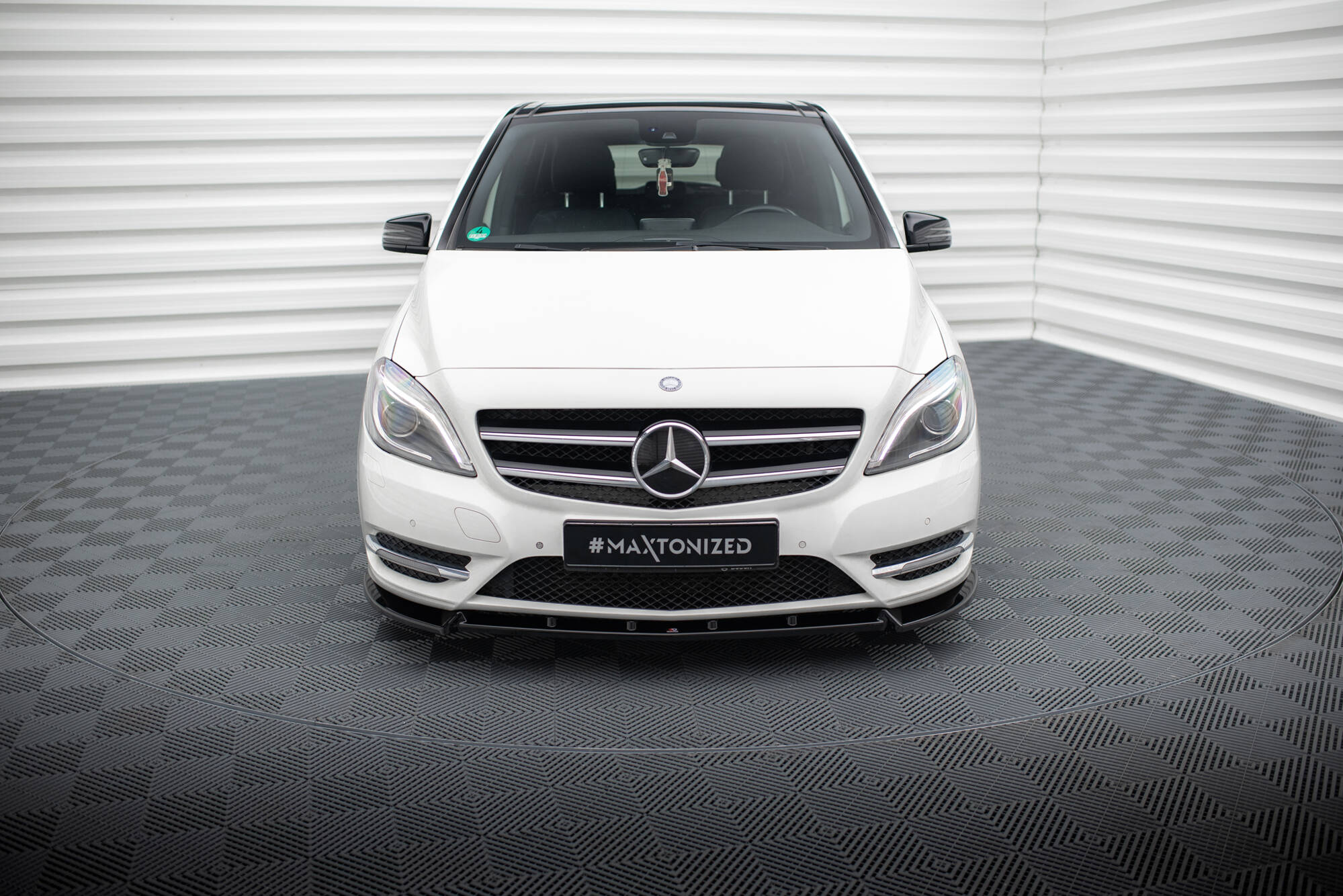 Maxton Design Street+ Spoilerlippe Front Ansatz passend für Mercedes-Benz B W246 schwarz Hochglanz