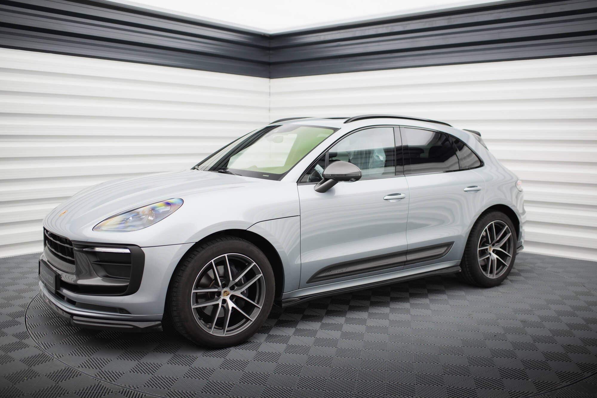 Maxton Design Street+ Seitenschweller Leisten passend für Porsche Macan T / GTS Mk1 Facelift 2 schwarz Hochglanz