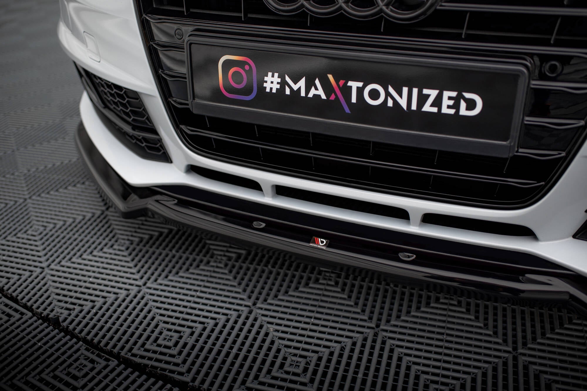 Maxton Design Street+ Spoilerlippe Front Ansatz V.2 passend für Audi A4 Competition B8 Facelift schwarz Hochglanz