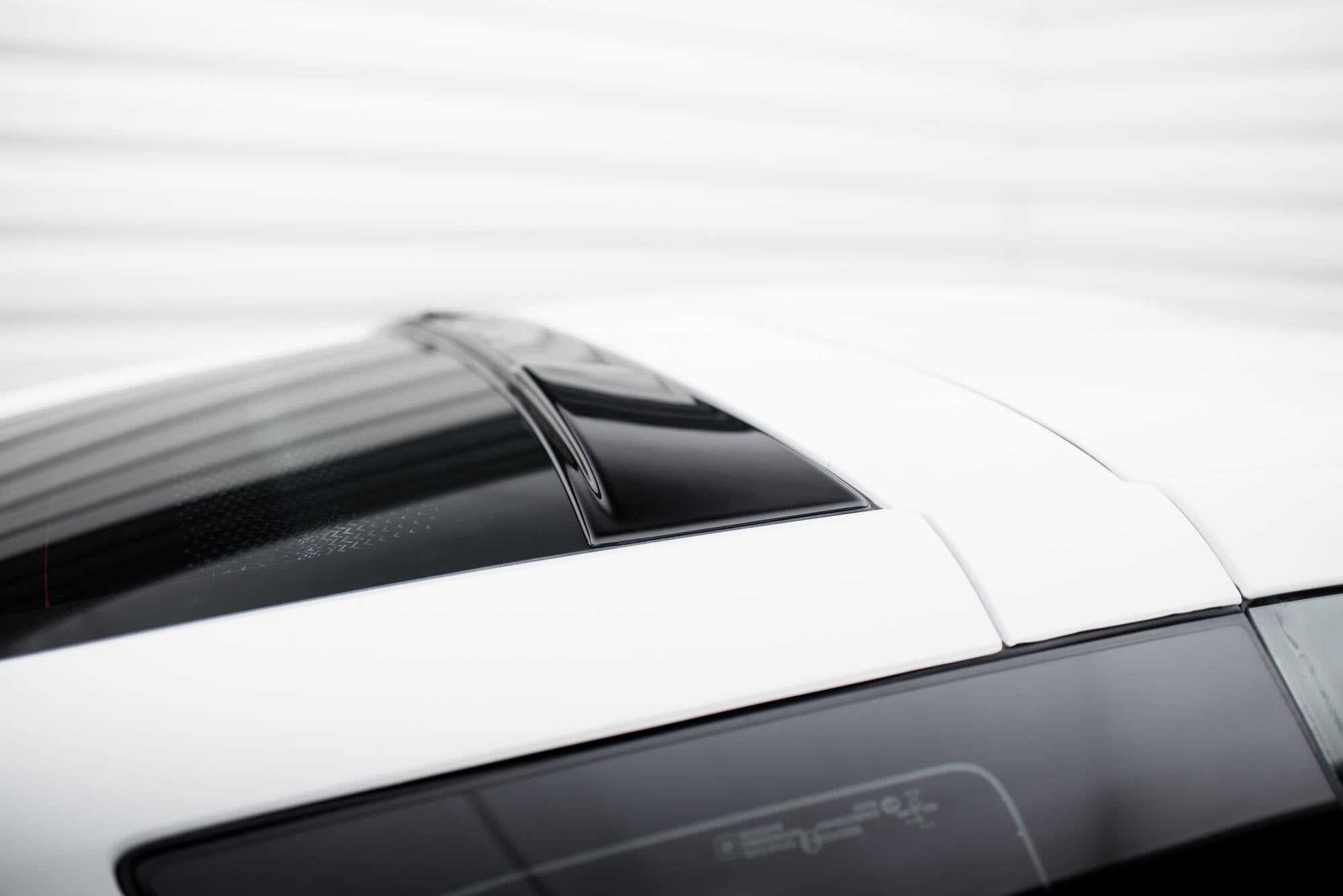 Maxton Design Heckscheiben Spoiler passend für Chevrolet Corvette Stingray / Z06 C7 schwarz Hochglanz