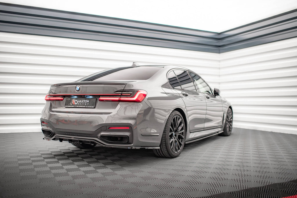 Maxton Design Street+ Mittlerer Diffusor RACE passend für V.1 BMW 7 M-Paket G11 / G12 Facelift schwarz Hochglanz