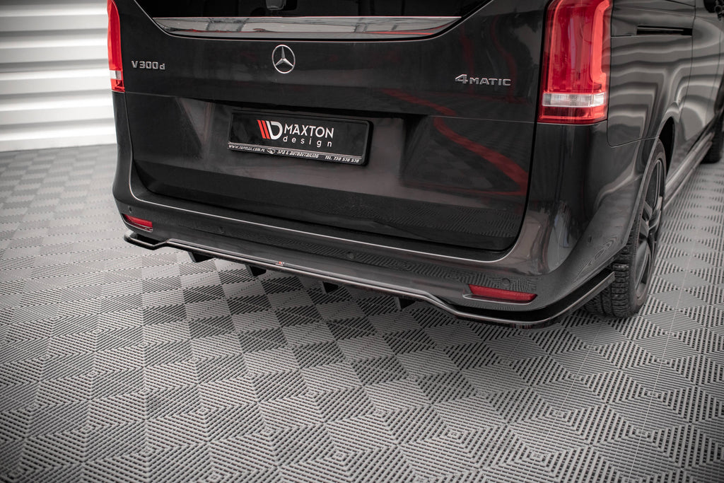 Maxton Design Street+ Mittlerer Diffusor RACE passend für Mercedes-Benz V-Klasse AMG-Line W447 Facelift schwarz Hochglanz