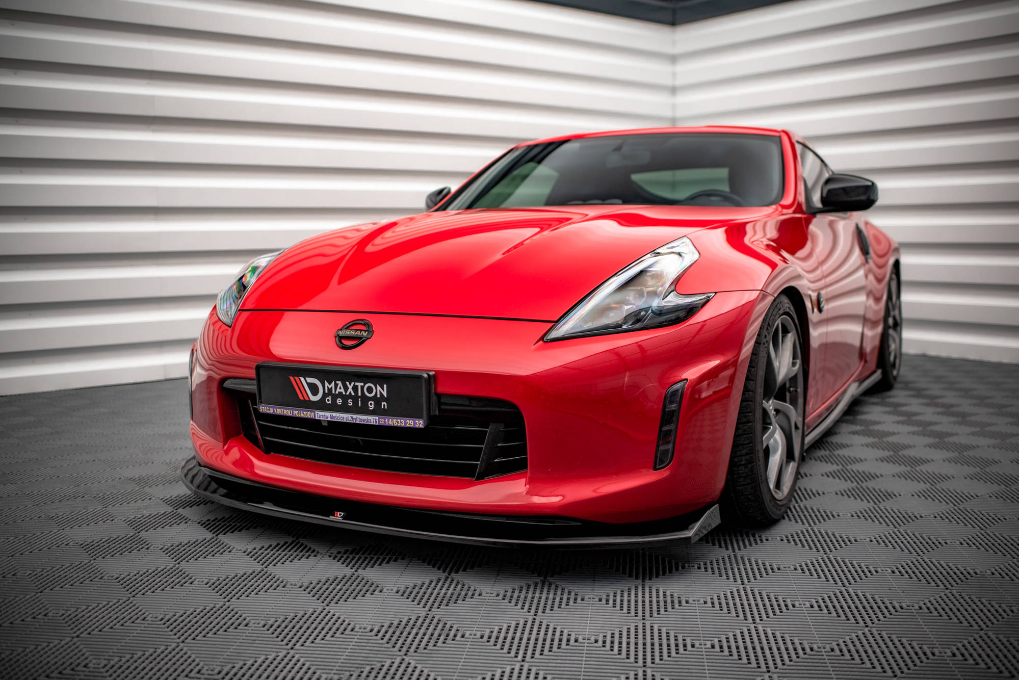 Maxton Design Street+ Spoilerlippe Front Ansatz V.1 passend für Nissan 370Z Facelift schwarz Hochglanz