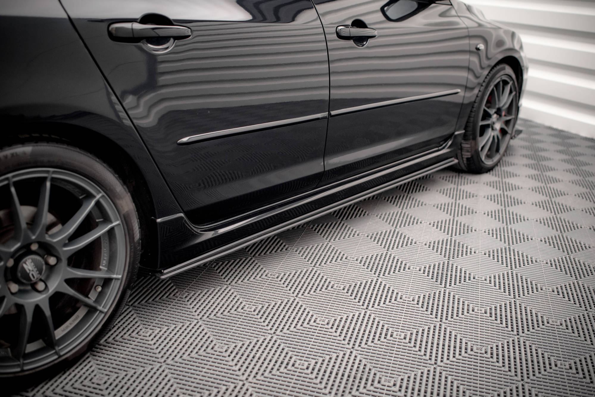 Maxton Design Street Pro Street+ Seitenschweller Leisten passend für Mazda 3 MPS Mk1