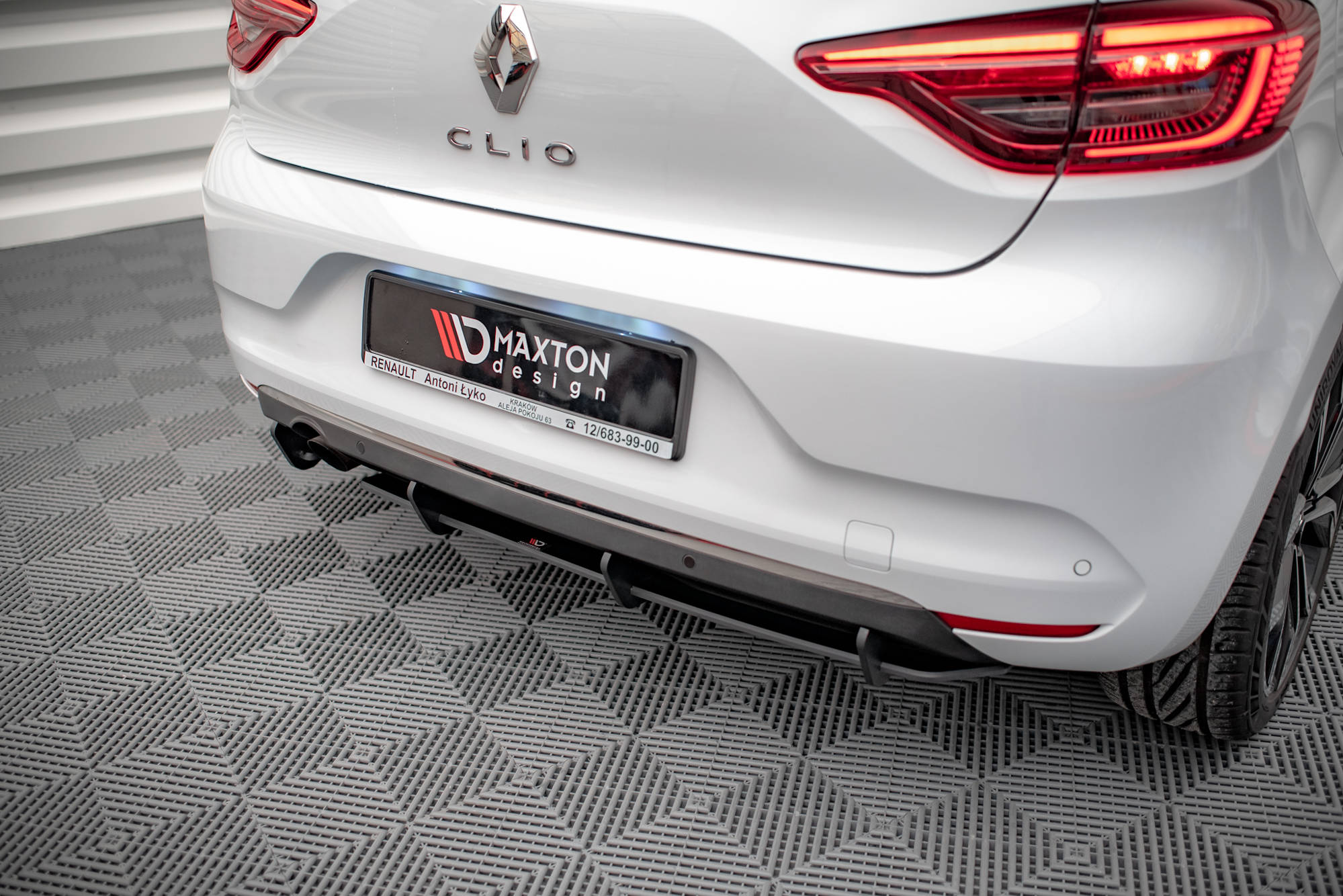 Maxton Design Street Pro Heckschürze passend für Renault Clio Mk5