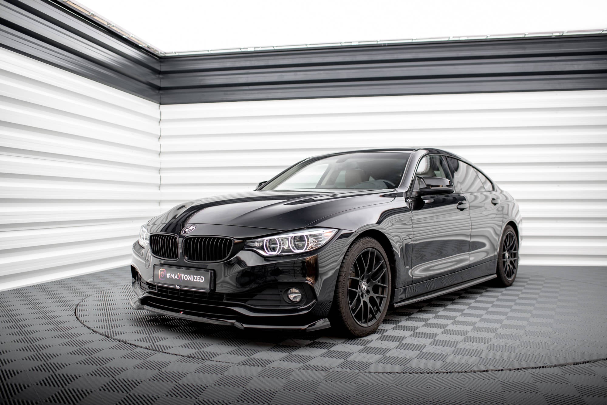 Maxton Design Street+ Spoilerlippe Front Ansatz V.1 passend für BMW 4er Coupe / Gran Coupe / Cabrio F32 / F36 / F33 schwarz Hochglanz
