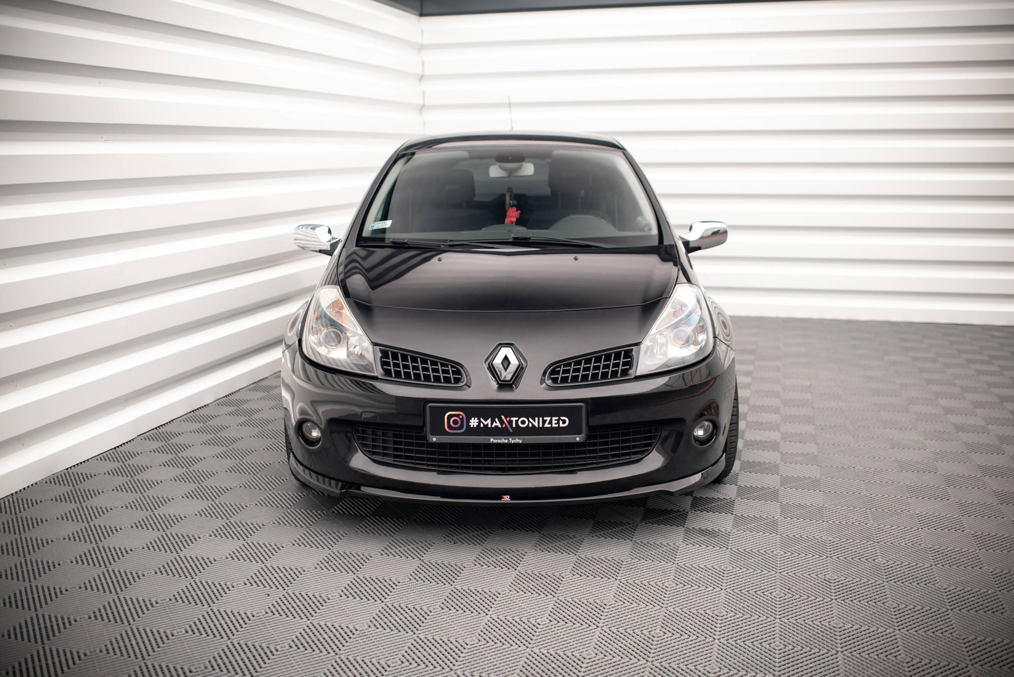Maxton Design Street+ Spoilerlippe Front Ansatz passend für RENAULT CLIO III RS schwarz Hochglanz