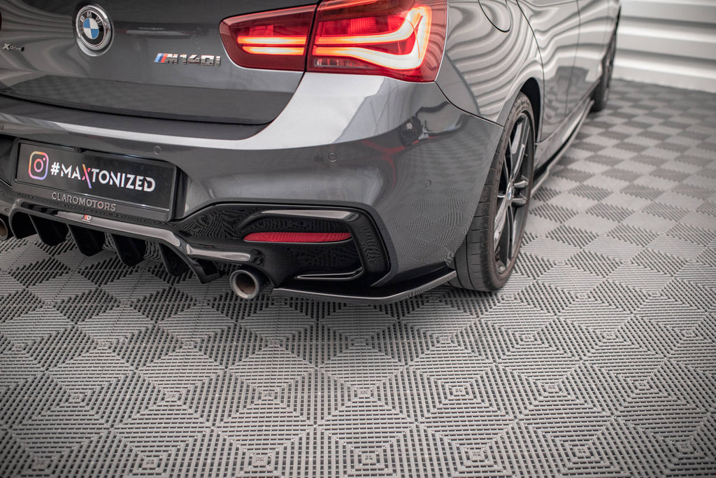Maxton Design Heck Ansatz Flaps Diffusor passend für BMW 1er F20 Facelift M-power schwarz Hochglanz