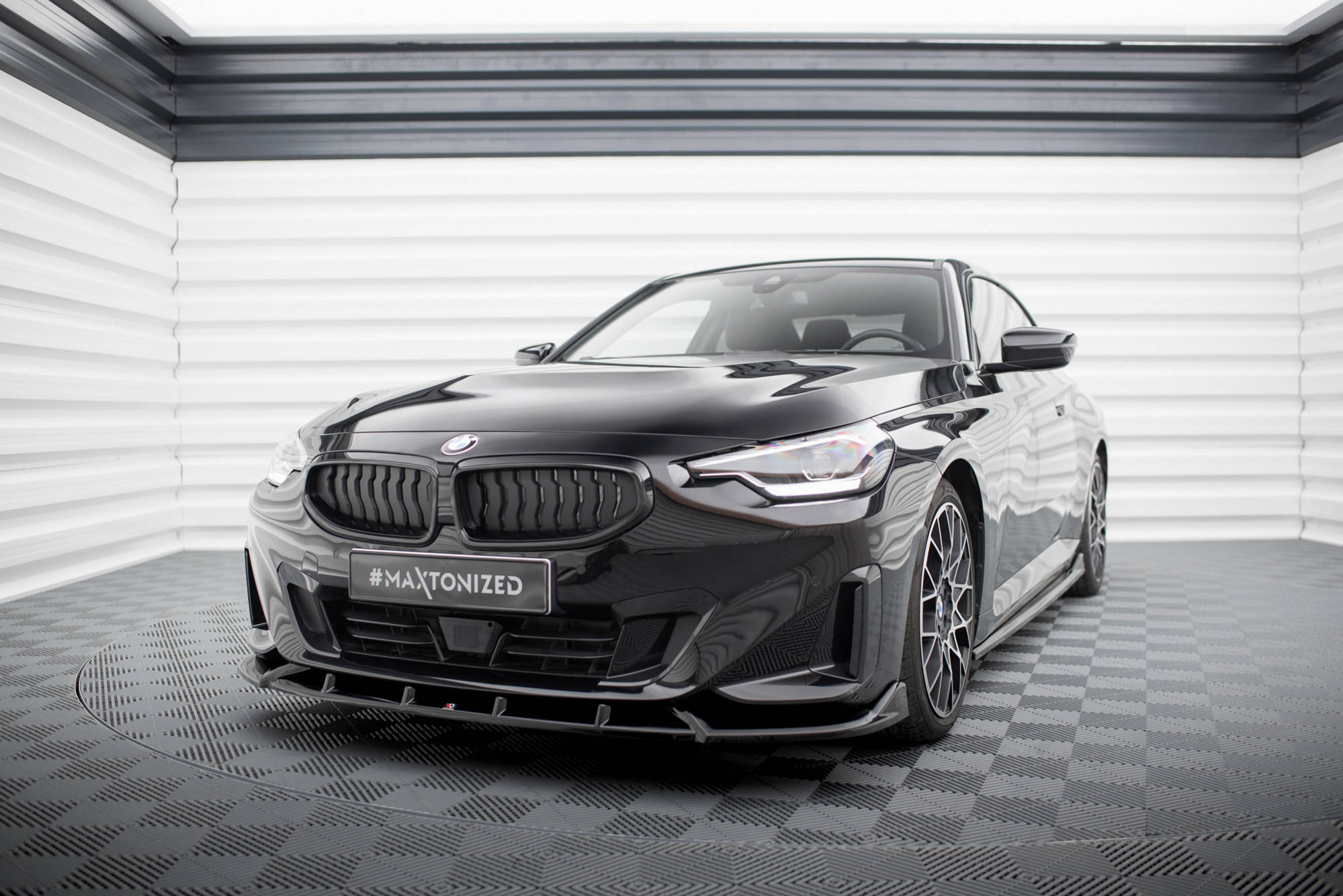 Maxton Design Street+ Spoilerlippe Front Ansatz V.2 passend für BMW 2 Coupe G42 schwarz Hochglanz