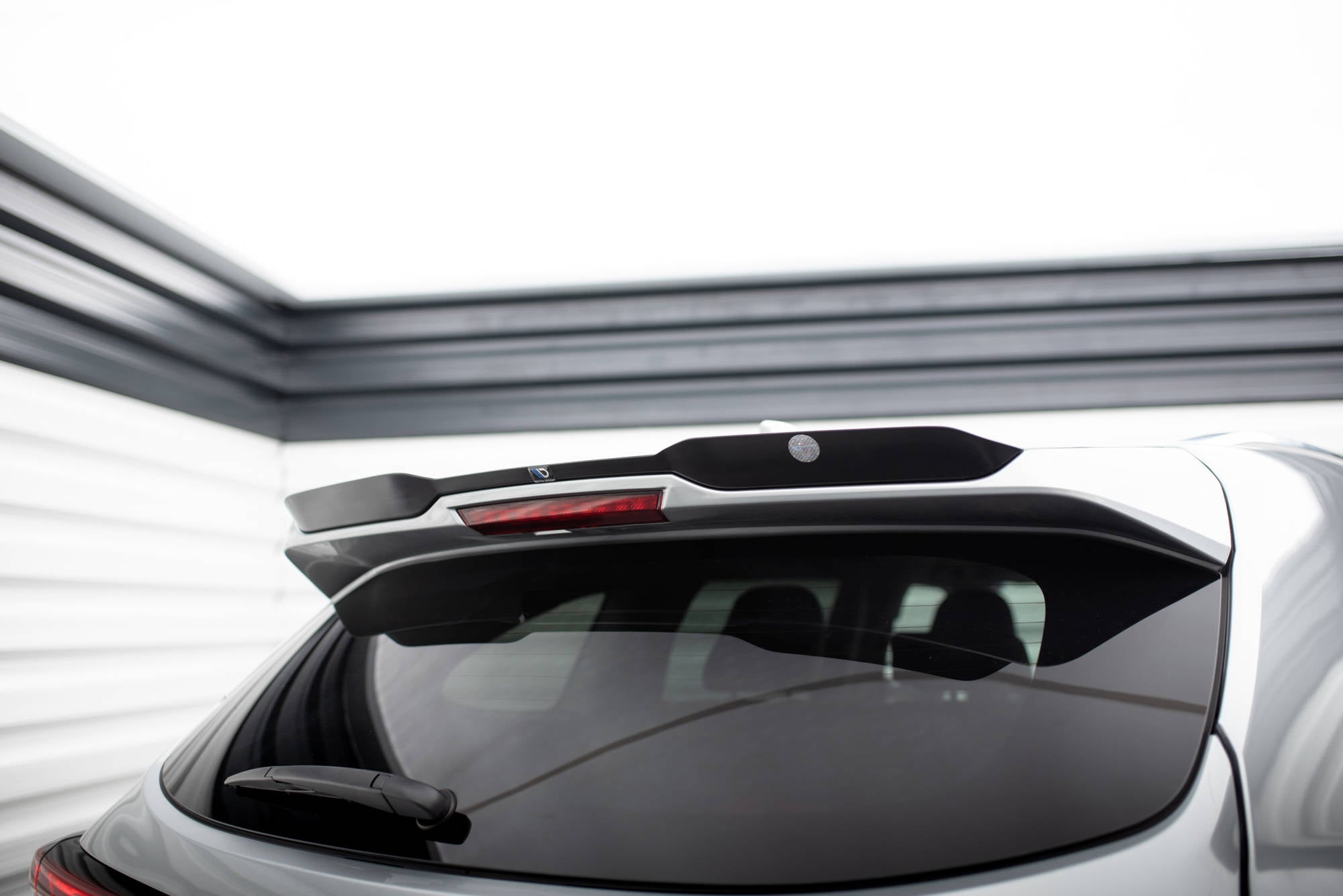 Maxton Design Spoiler CAP passend für Toyota Highlander Mk4 schwarz Hochglanz