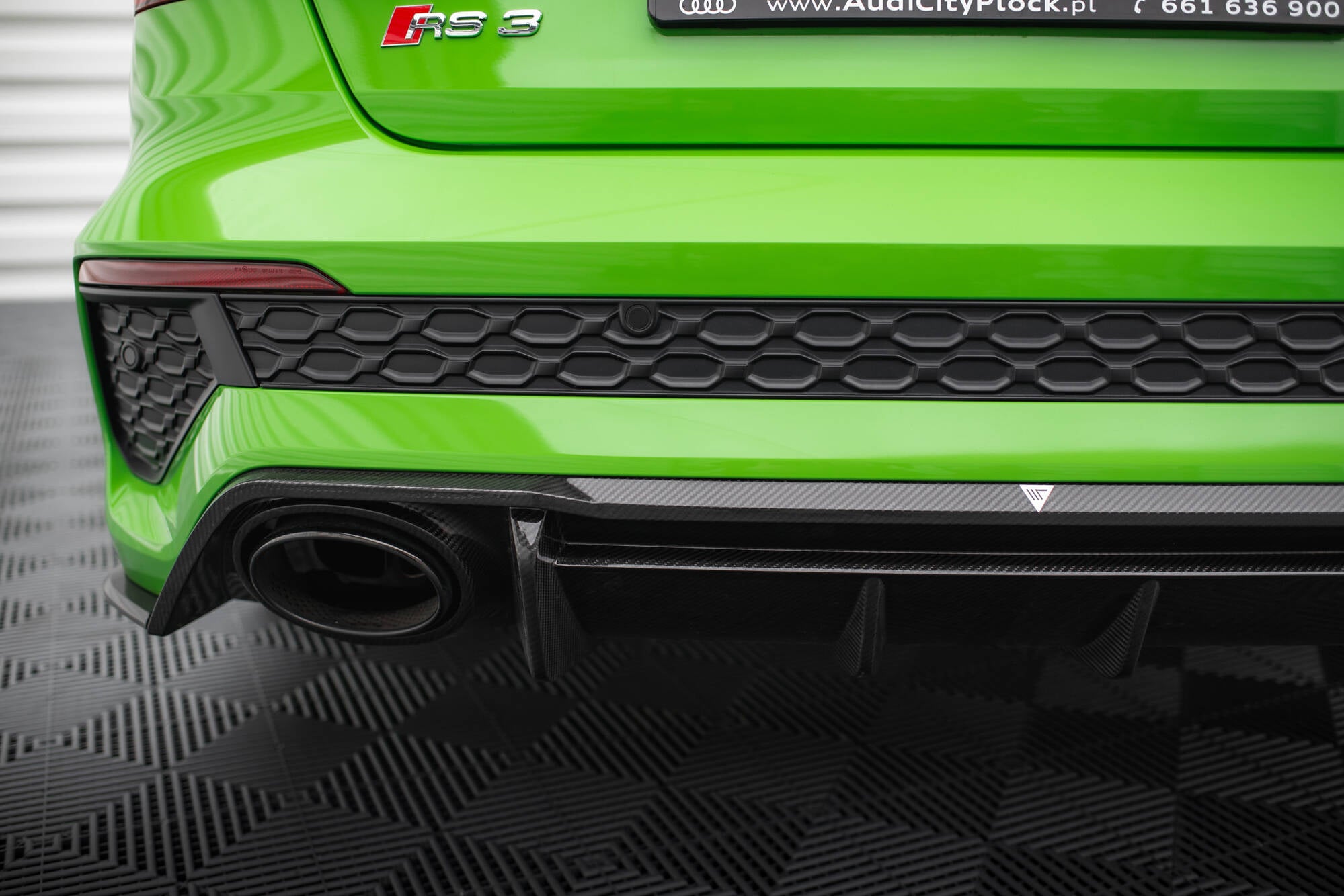 Maxton Design Prepreg Carbon Fiber Diffusor Heck Ansatz passend für Audi RS3 8Y