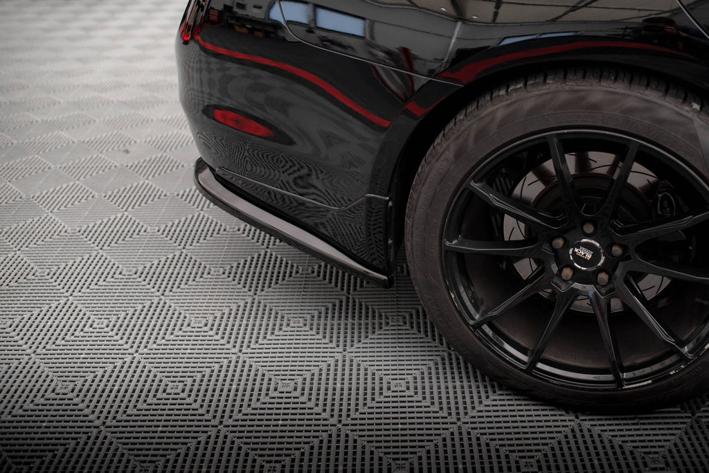 Maxton Design Heck Ansatz Flaps Diffusor V.1 passend für Infiniti Q50 S Mk1 schwarz Hochglanz