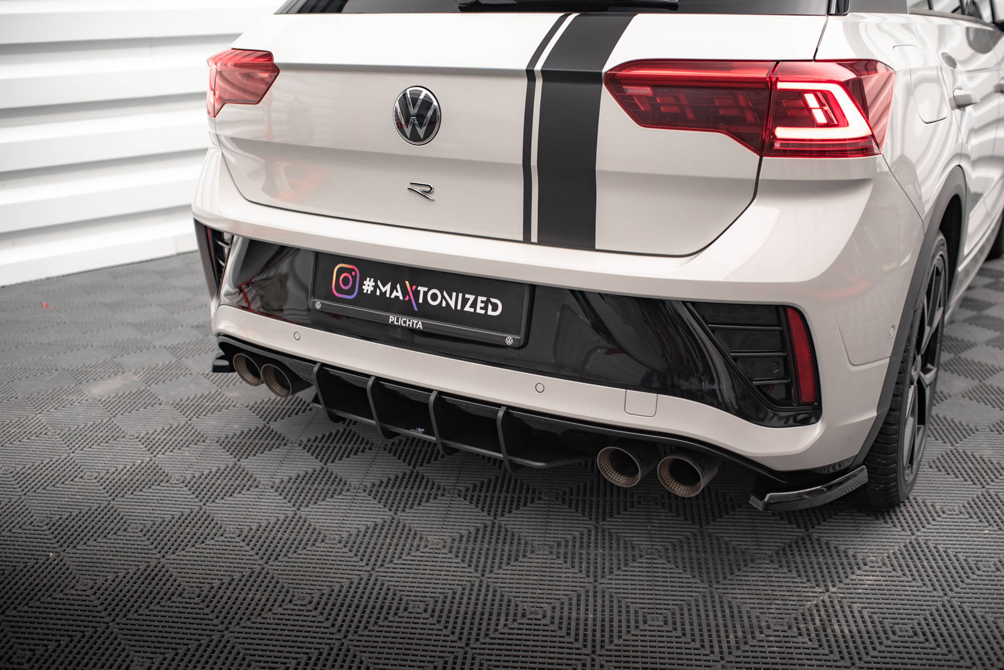 Maxton Design Street Pro Heckschürze passend für VW T-Roc R Mk1 Facelift
