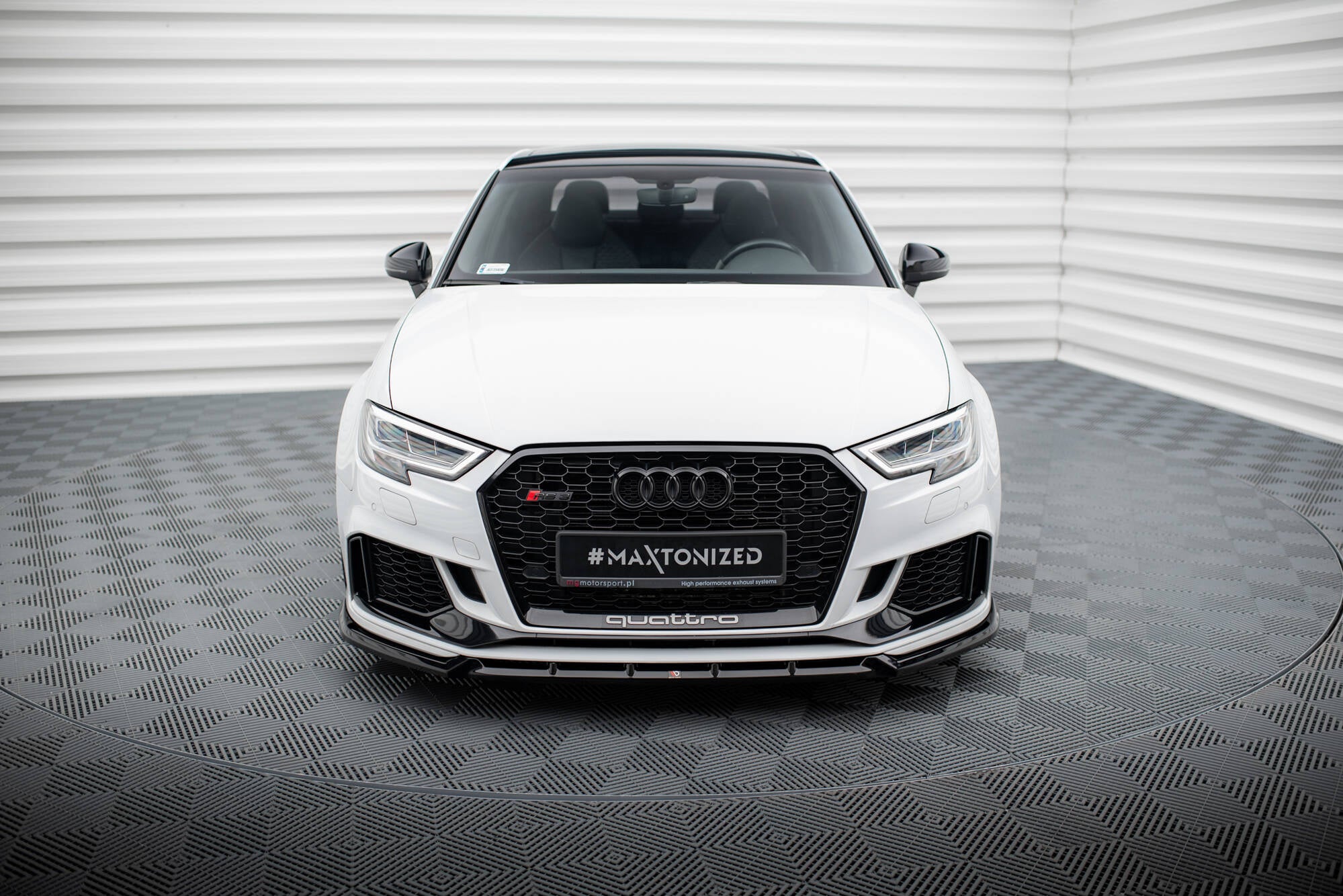 Maxton Design Street+ Spoilerlippe Front Ansatz V.3 passend für Audi RS3 Limousine 8V Facelift schwarz Hochglanz