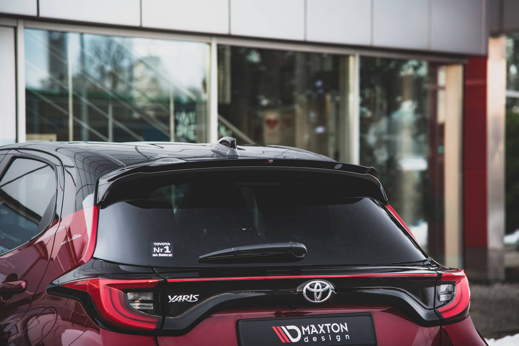 Maxton Design Spoiler CAP V.1 passend für Toyota Yaris Mk4 schwarz Hochglanz