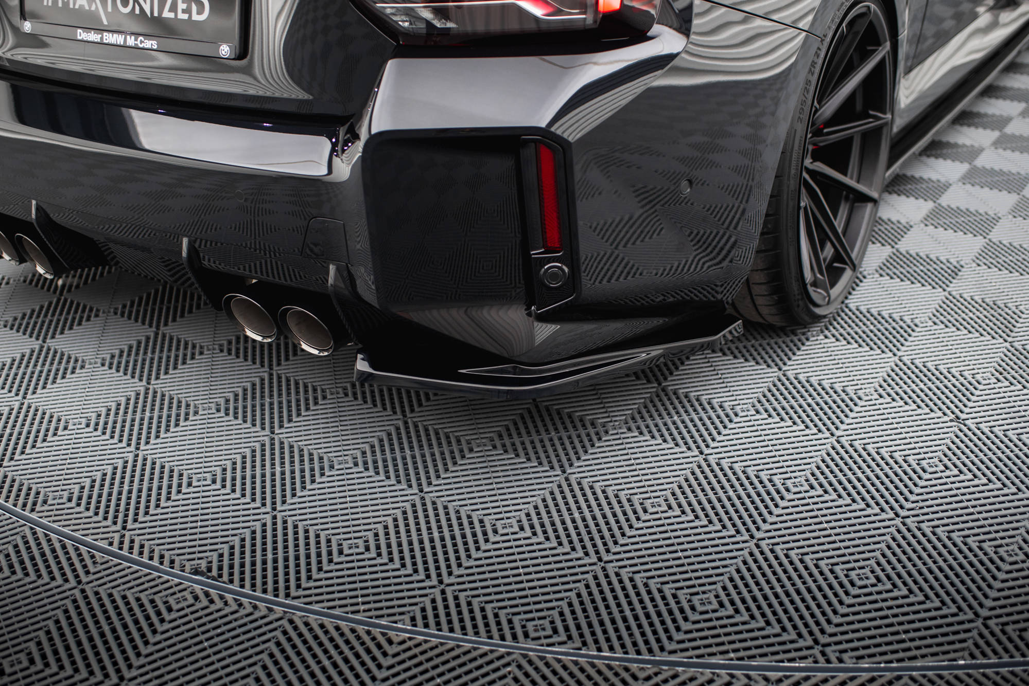 Maxton Design Heck Ansatz Flaps Diffusor V.1 passend für BMW M2 G87 schwarz Hochglanz