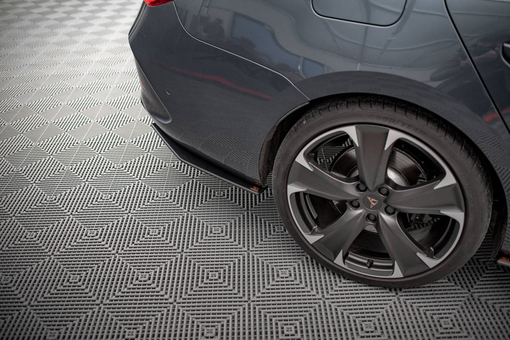 Maxton Design Street Pro Heck Ansatz Flaps Diffusor passend für Cupra Leon ST Mk1