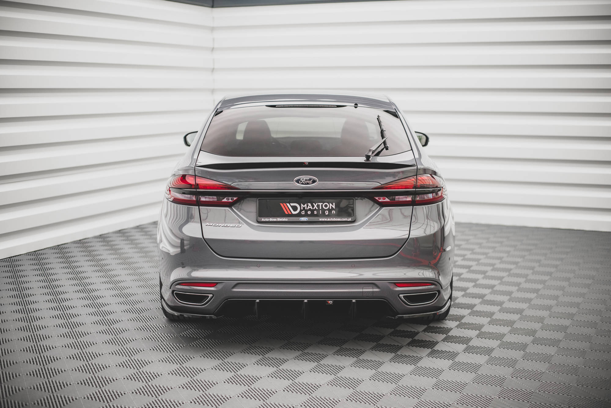 Maxton Design Diffusor Heck Ansatz passend für Ford Mondeo ST-Line Mk5 Facelift schwarz Hochglanz