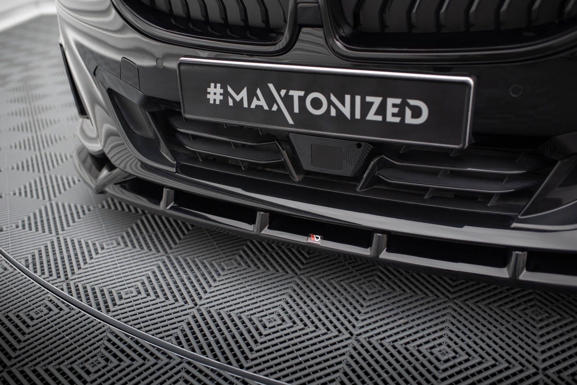 Maxton Design Street+ Spoilerlippe Front Ansatz V.2 passend für BMW 2 Coupe G42 schwarz Hochglanz