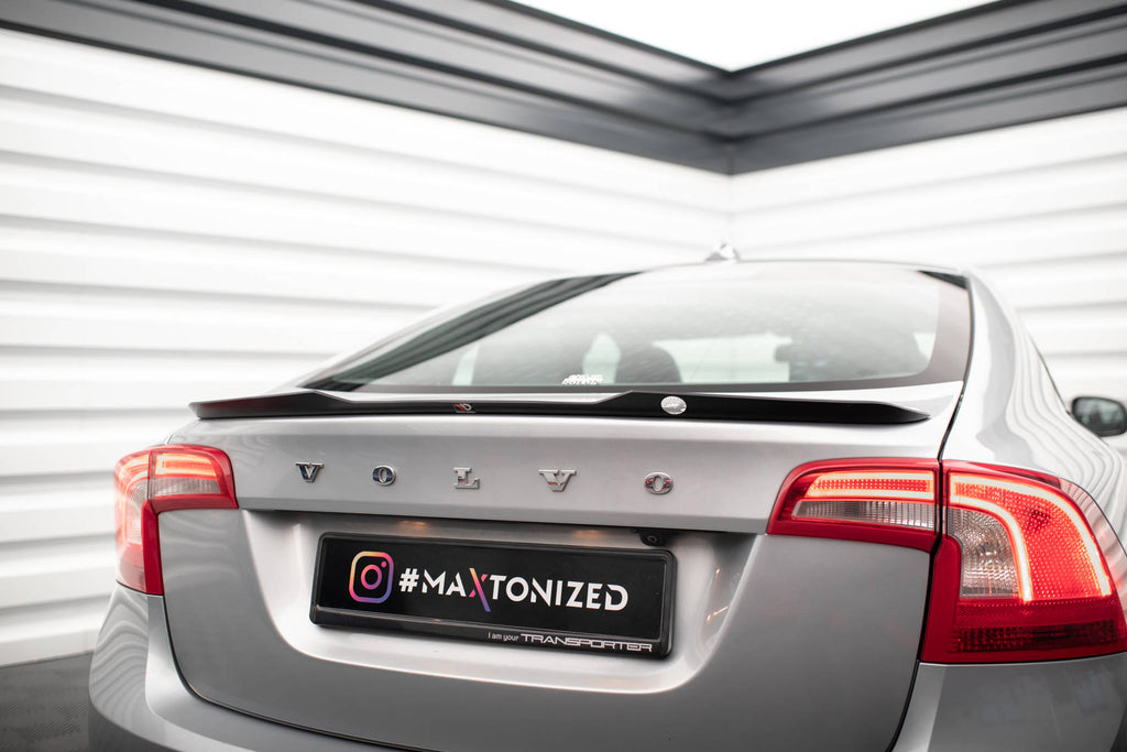 Maxton Design Spoiler CAP passend für Volvo S60 Standard / R-Design Mk2 schwarz Hochglanz