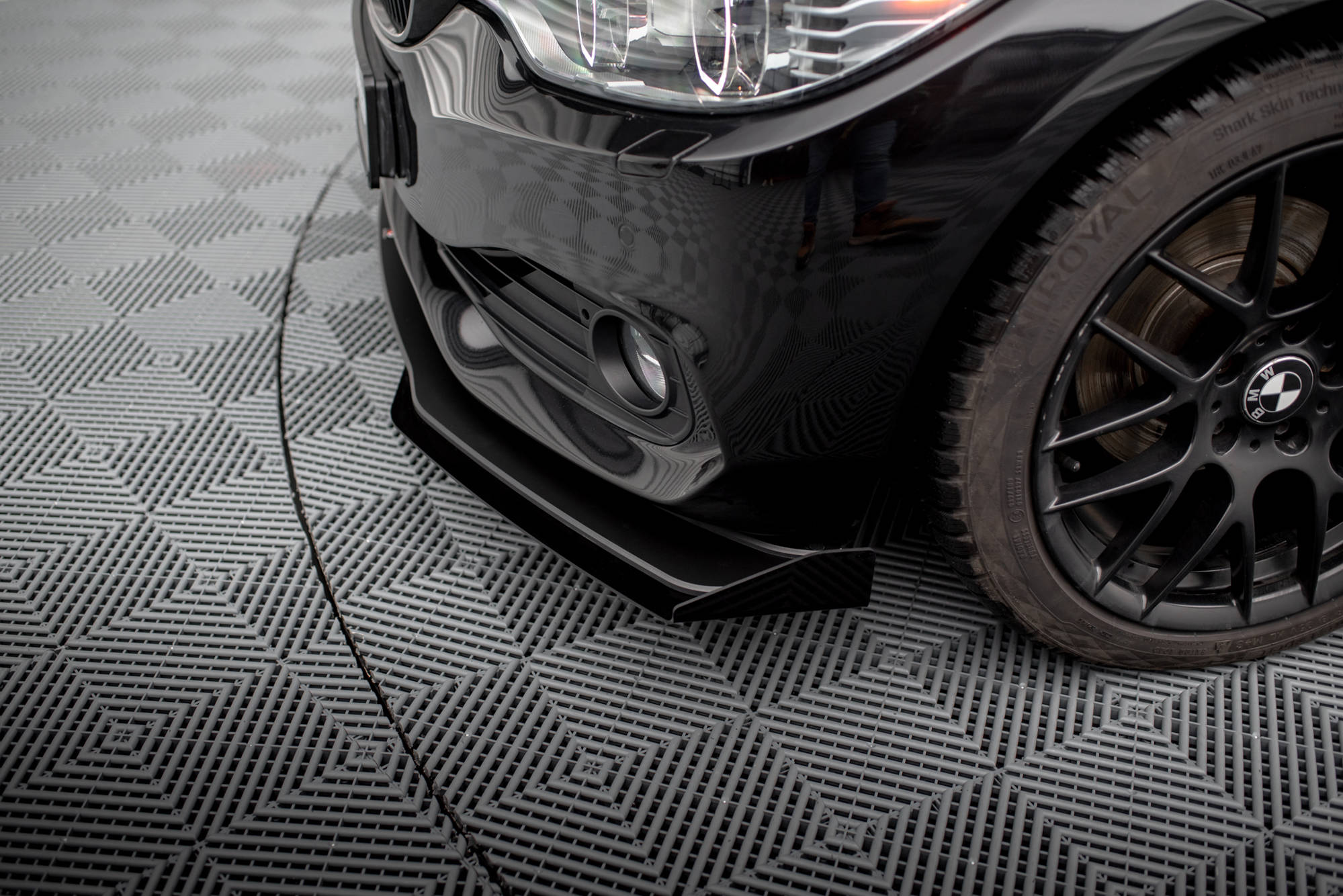 Maxton Design Front Stoßstange Flaps passend für BMW 4er Gran Coupe F36 schwarz Hochglanz
