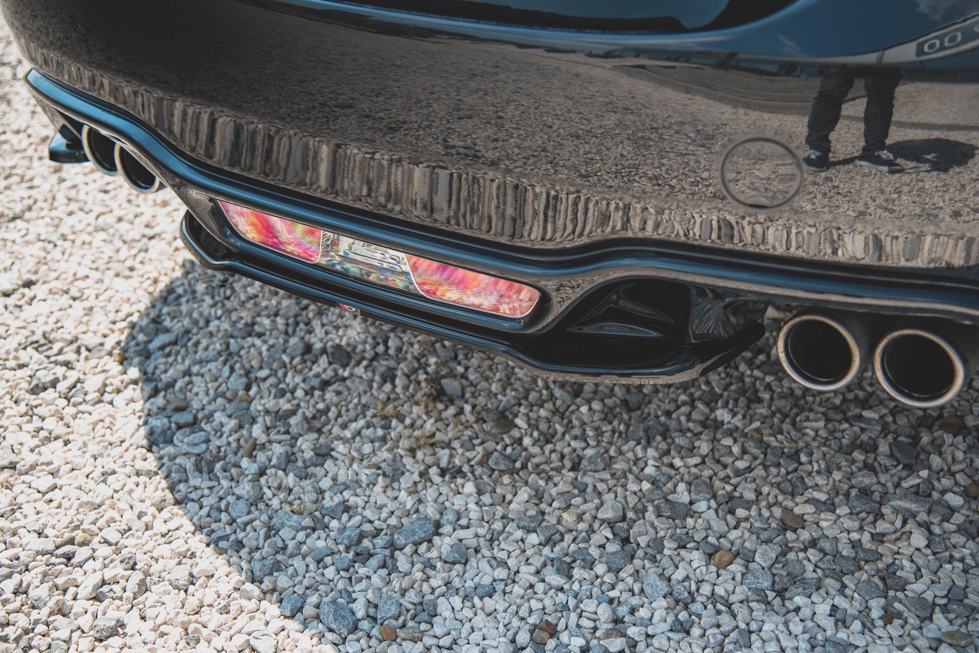 Maxton Design Mittlerer Diffusor Heck Ansatz für Fiat 124 Spider Abarth Carbon Look