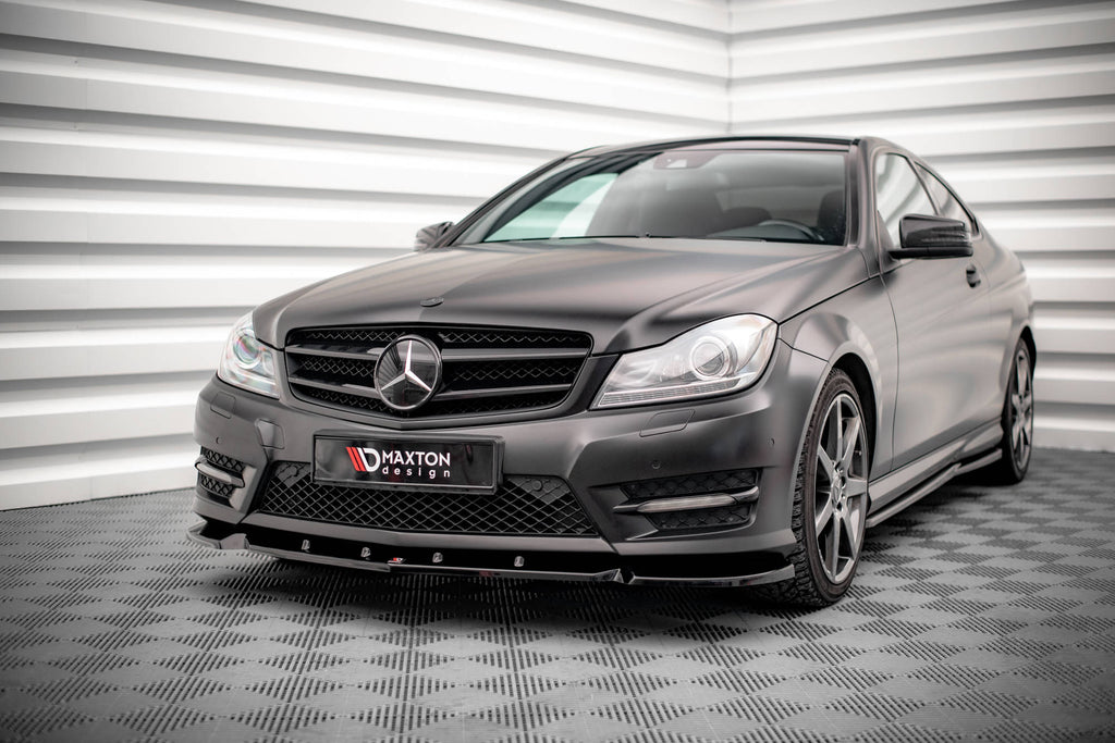 Maxton Design Street+ Spoilerlippe Front Ansatz V.1 passend für Mercedes-Benz C Coupe / Limousine / Kombi AMG-Line C204 / W204 Facelift / S204 Facelift schwarz Hochglanz