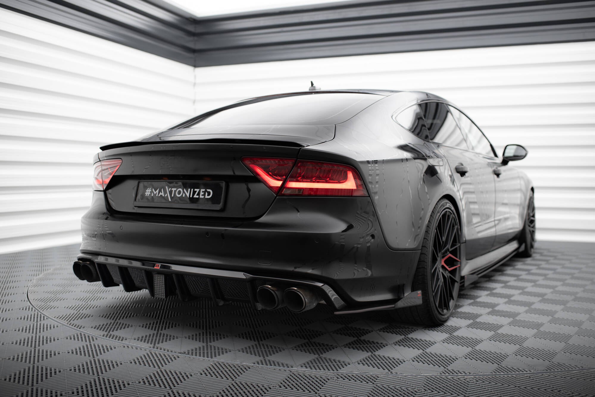 Maxton Design Hintere Seiten Flaps Passend für Audi A7 S-Line C7 Schwarz Hochglanz