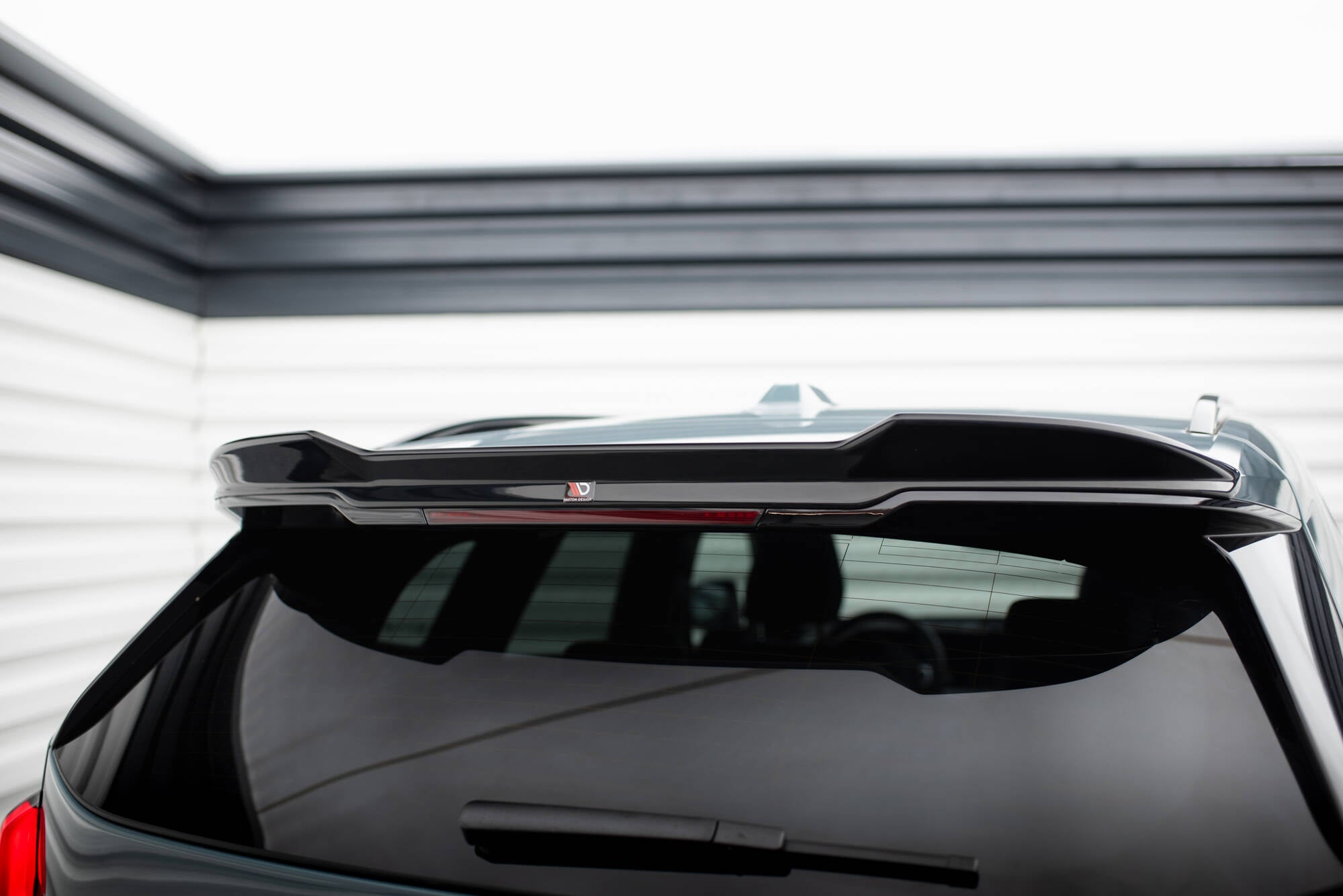 Maxton Design Spoiler CAP 3D passend für BMW X1 M-Paket U11 schwarz Hochglanz