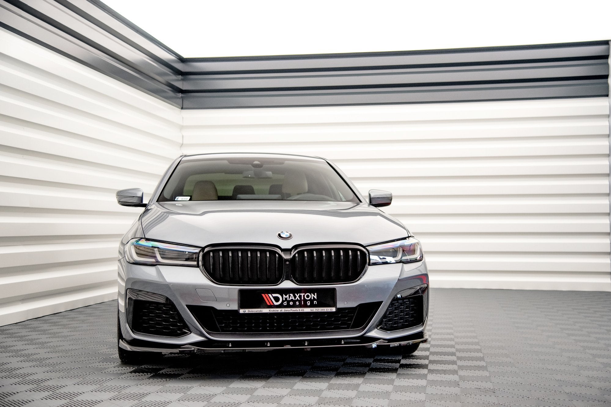 Maxton Design Street+ Spoilerlippe Front Ansatz V.2 passend für BMW 5er M-Paket / M550i / M550d Limousine / Touring G30 / G31 Facelift schwarz Hochglanz