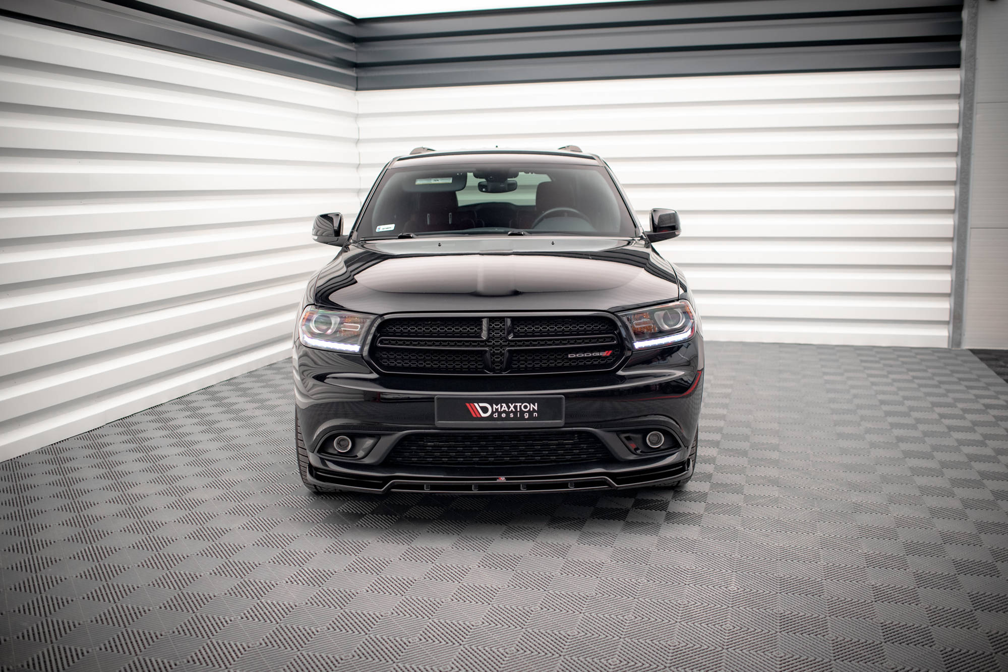 Maxton Design Street+ Spoilerlippe Front Ansatz passend für Dodge Durango RT Mk3 schwarz Hochglanz