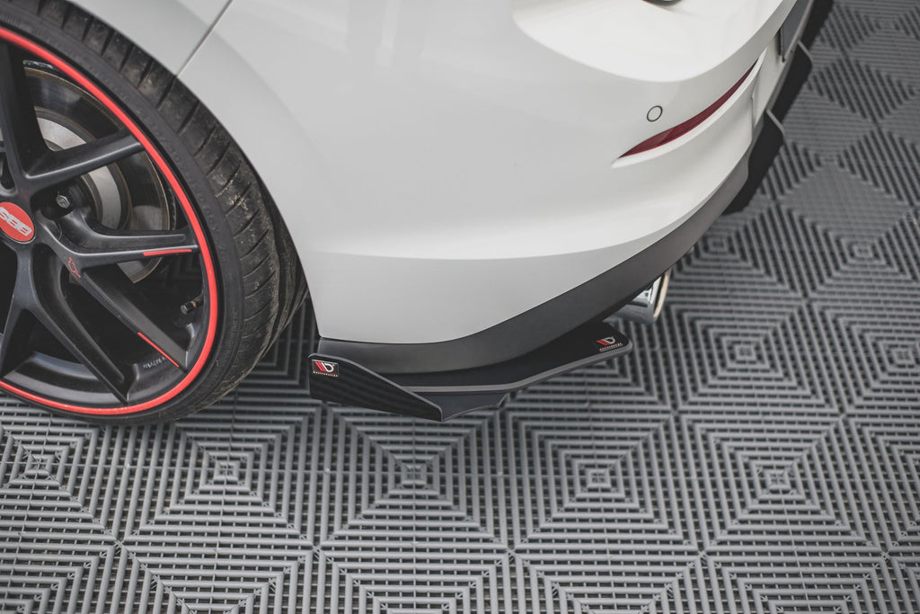 Maxton Design Street Pro Heck Ansatz Flaps Diffusor + Flaps passend für VW Golf GTI / GTE Mk8 schwarz Hochglanz