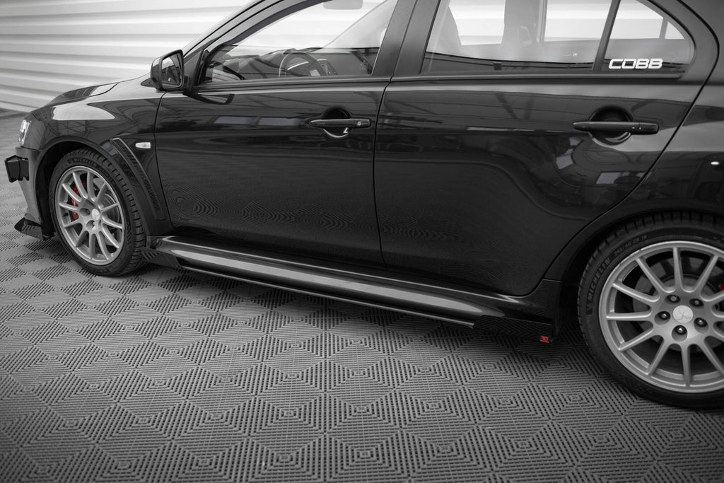 Maxton Design Street Pro Street+ Seitenschweller Leisten + Flaps passend für Mitsubishi Lancer EVO X schwarz Hochglanz