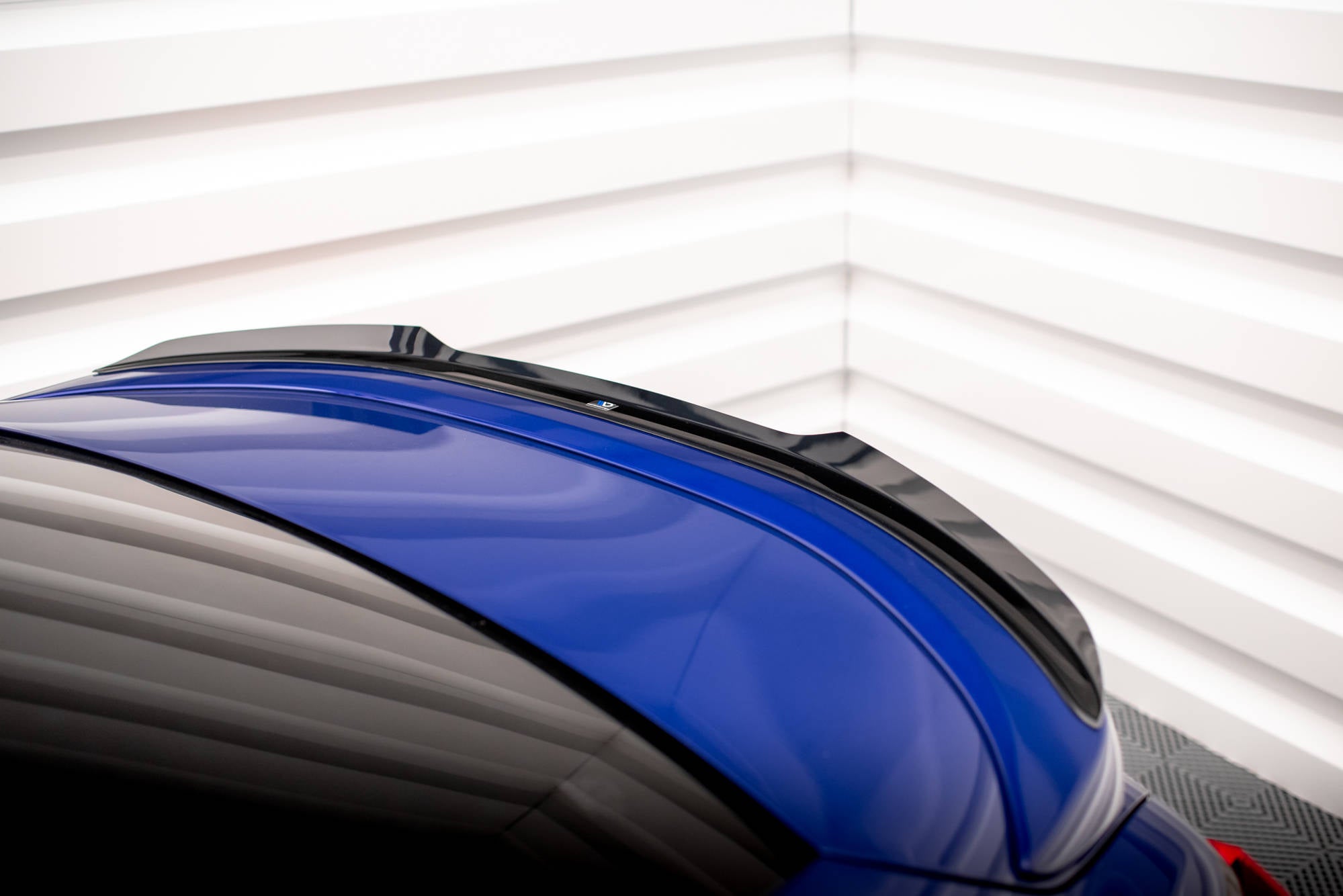 Maxton Design Spoiler CAP passend für Lexus ES F Sport Mk7 schwarz Hochglanz
